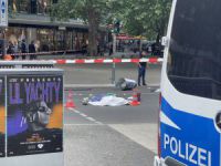 10 people injured after car strikes pedestrians in Berlin