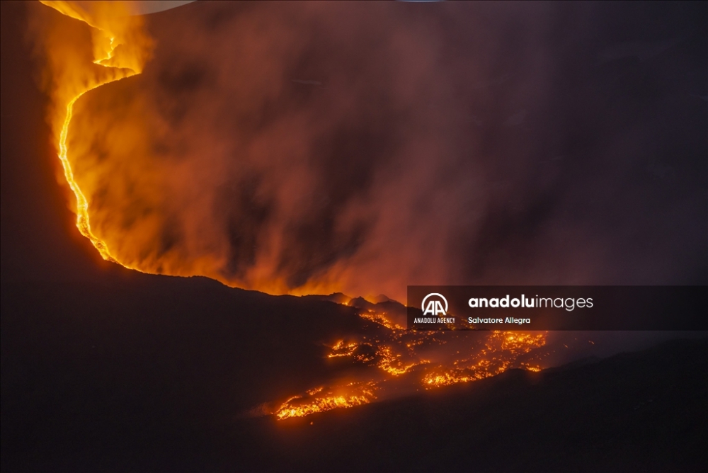 Volcano Etna Eruption 5