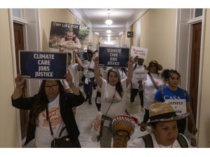 US activists demand debt ceiling increase without cuts to services or programs