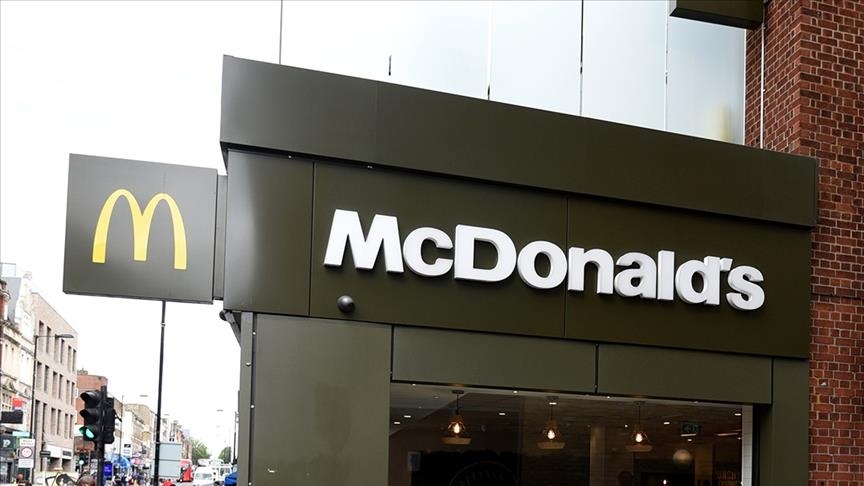 ‘McGenocide:’ Pro-Palestine activists in Madrid vandalize McDonald’s billboard
