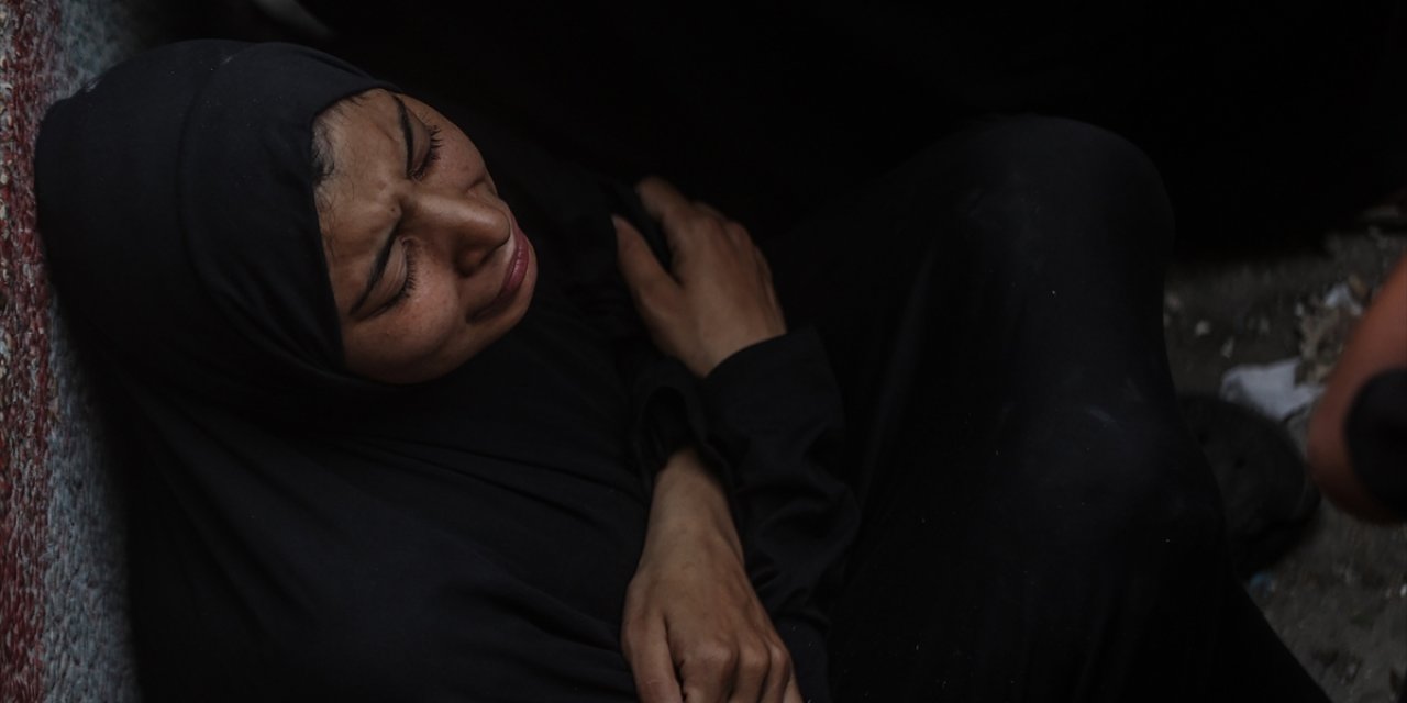 39 Palestinians killed in Israeli airstrike on UNRWA school in central Gaza Strip