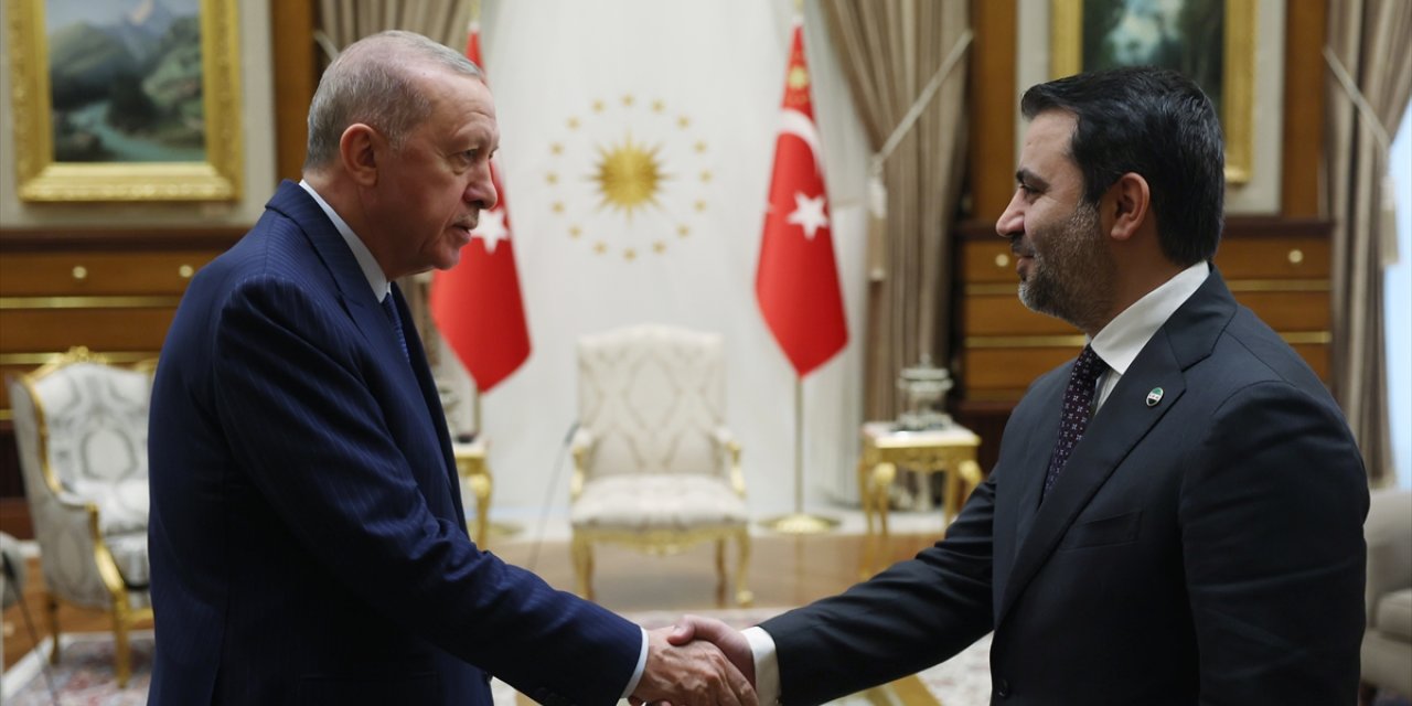 Turkish President Erdogan receives foreign minister of Syria's new administration for talks