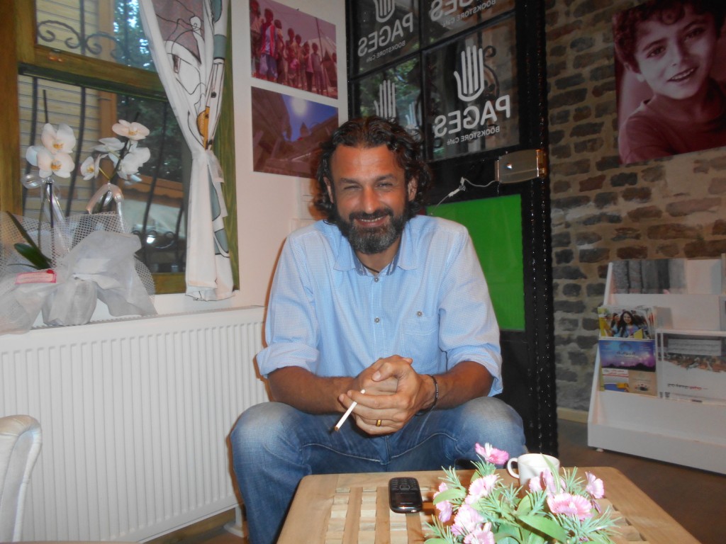 Syrian Couple Opens Istanbul’s First Arabic-Language Bookshop