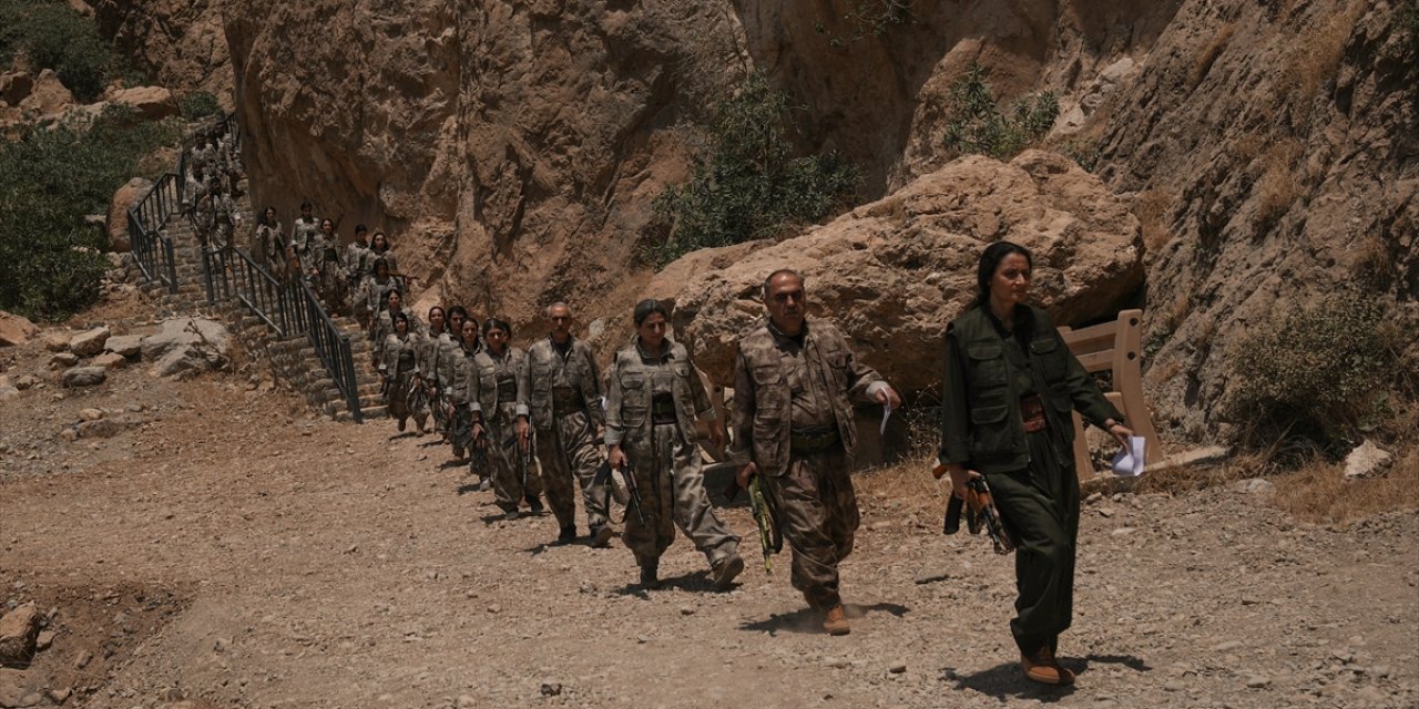 First group of PKK terrorists destroys their weapons in northern Iraq