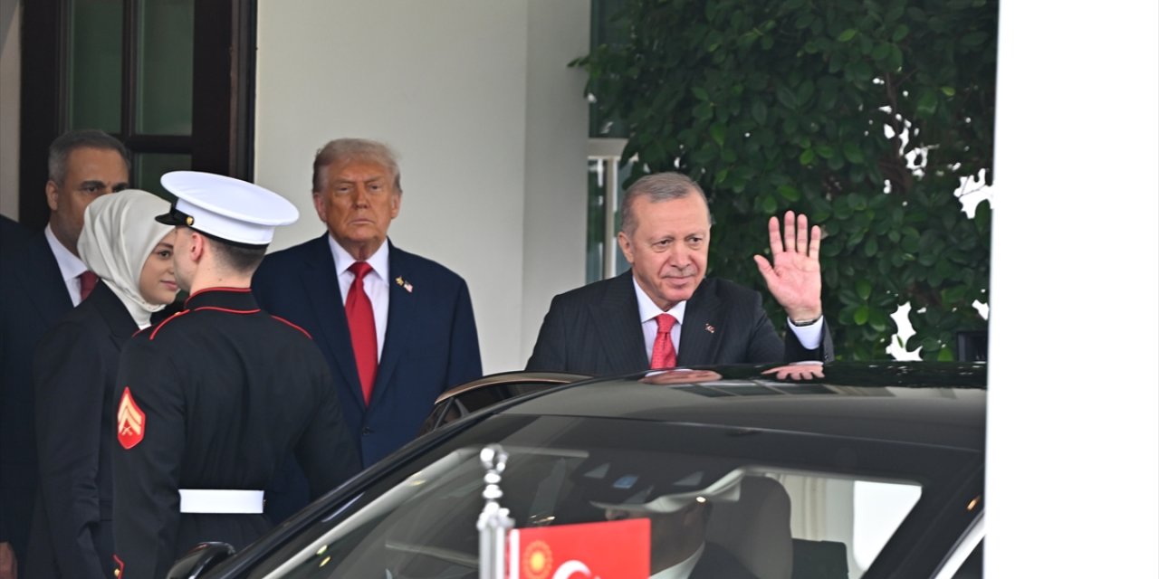 UPDATE - Turkish President Erdogan departs from White House after talks with Trump