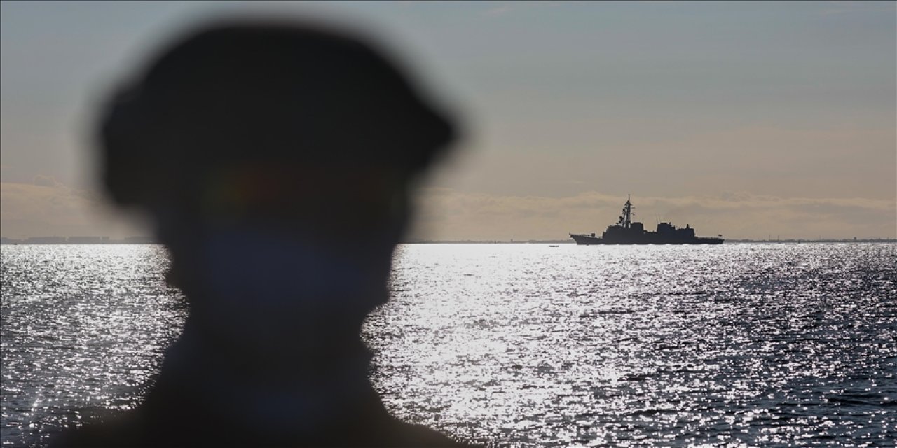 5.9 magnitude earthquake strikes off southern Philippines