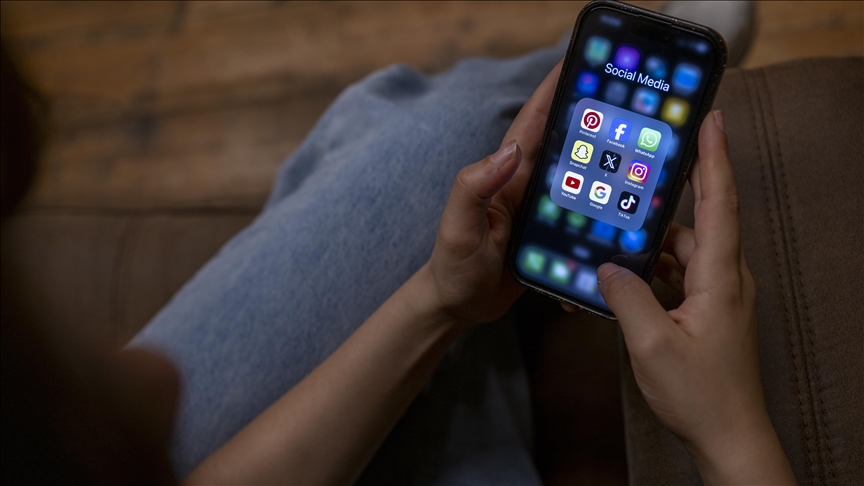 World's 1st teen social media ban takes effect in Australia