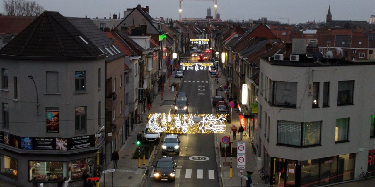 In a first for Belgium, Ghent lights up streets for Ramadan