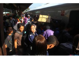 Indonesia expects 26 million to flock home for Eid