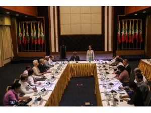 Suu Kyi underlines Rakhine int'l problem at 1st meet