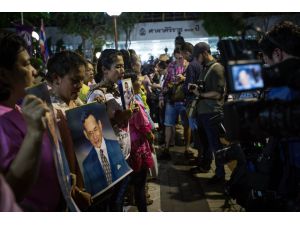 UPDATE 3 - Thailand in shock after king’s death