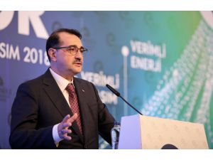 UPDATE - Borsa Istanbul reaches over 105,000 points at close