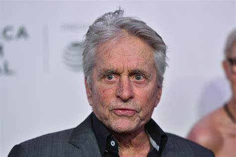 Michael Douglas visits Istanbul’s iconic bazaar