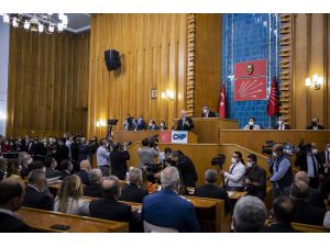 Main opposition leader vows to 'crown' Turkey 'with democracy'