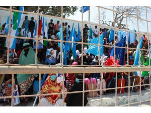 Somalis hold mass protest against al-Shabaab in capital