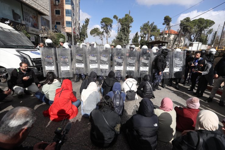 Palestinians protest Blinken’s visit amid Israeli war on Gaza