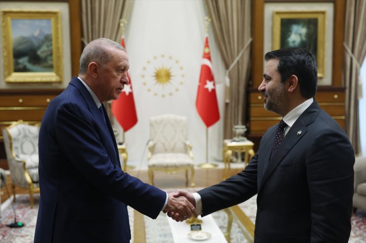 Turkish President Erdogan receives foreign minister of Syria's new administration for talks