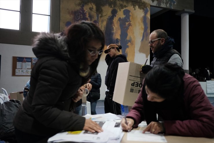 Polls close, counting begins in Bolivia’s presidential elections